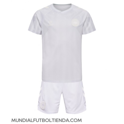 Camiseta Dinamarca Segunda Equipación Replica Mundial 2022 para niños mangas cortas (+ Pantalones cortos)